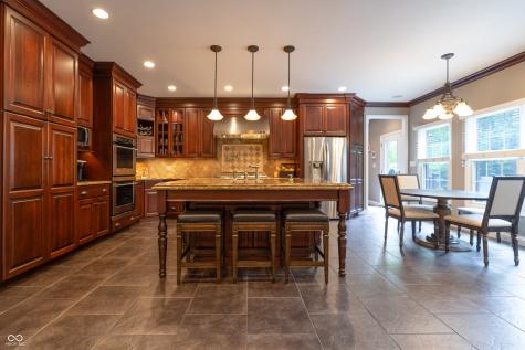 876 Box Turtle Court Columbus IN 47201