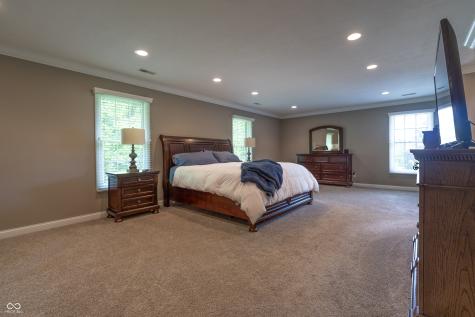 876 Box Turtle Court Columbus IN 47201