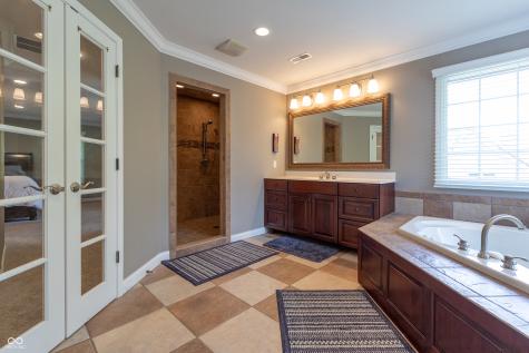 876 Box Turtle Court Columbus IN 47201