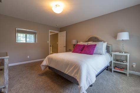 876 Box Turtle Court Columbus IN 47201