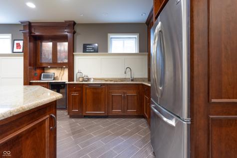 876 Box Turtle Court Columbus IN 47201