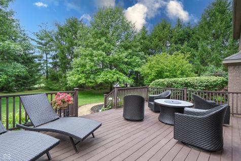 876 Box Turtle Court Columbus IN 47201