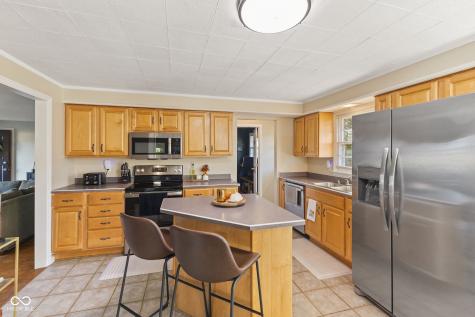 2641 18th Street Columbus IN 47201