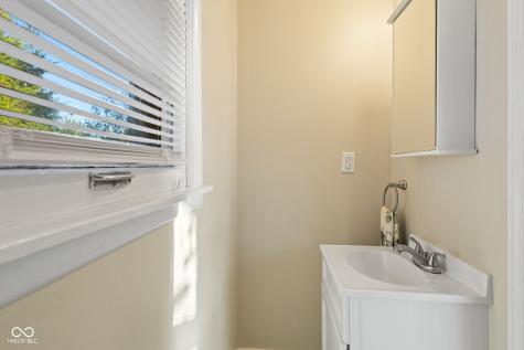 2641 18th Street Columbus IN 47201