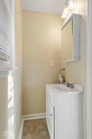 2641 18th Street Columbus IN 47201