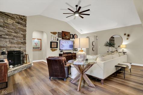 12044 Sanctuary Boulevard Zionsville IN 46077
