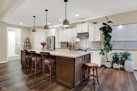 12044 Sanctuary Boulevard Zionsville IN 46077