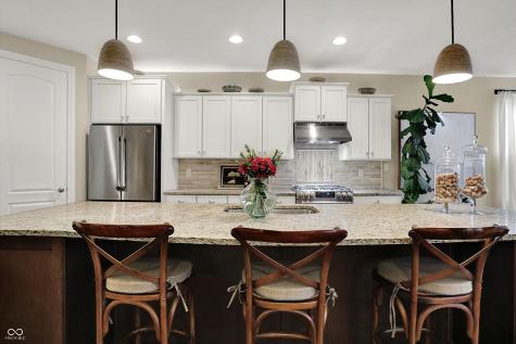 12044 Sanctuary Boulevard Zionsville IN 46077