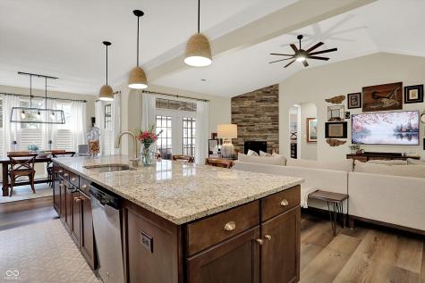 12044 Sanctuary Boulevard Zionsville IN 46077