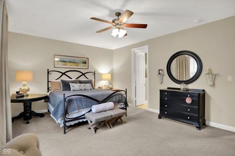 12044 Sanctuary Boulevard Zionsville IN 46077