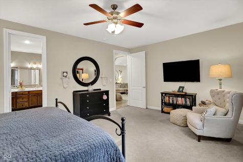 12044 Sanctuary Boulevard Zionsville IN 46077