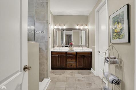 12044 Sanctuary Boulevard Zionsville IN 46077