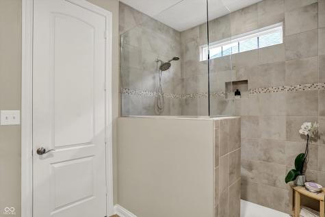 12044 Sanctuary Boulevard Zionsville IN 46077