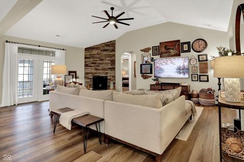 12044 Sanctuary Boulevard Zionsville IN 46077