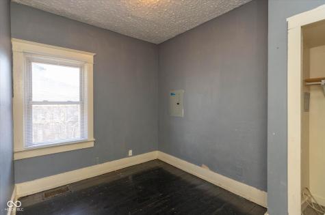 1701 E Kelly Street Indianapolis IN 46203