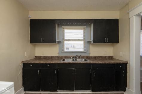 1701 E Kelly Street Indianapolis IN 46203