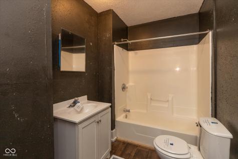 1701 E Kelly Street Indianapolis IN 46203