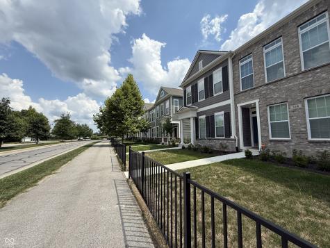 518 Gilder Drive Carmel IN 46032