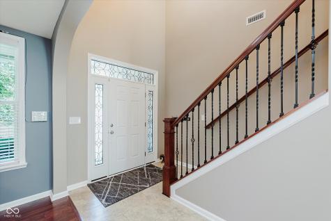 823 Colin Drive Avon IN 46123