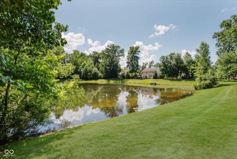 823 Colin Drive Avon IN 46123