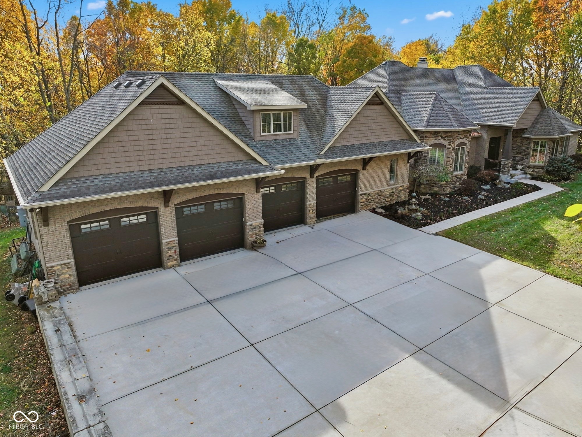 8653 E 125 S Zionsville IN 46077