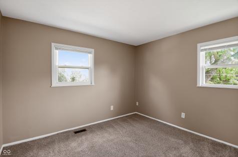 9901 Strathmore Court Indianapolis IN 46235