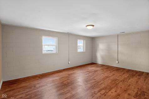 9901 Strathmore Court Indianapolis IN 46235
