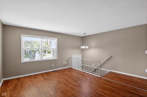 9901 Strathmore Court Indianapolis IN 46235