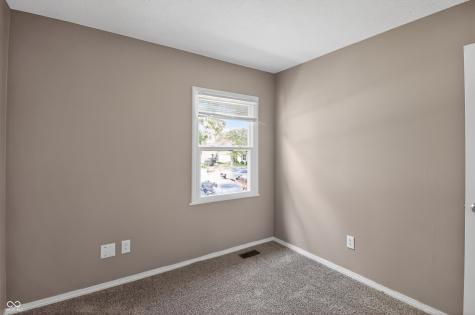 9901 Strathmore Court Indianapolis IN 46235