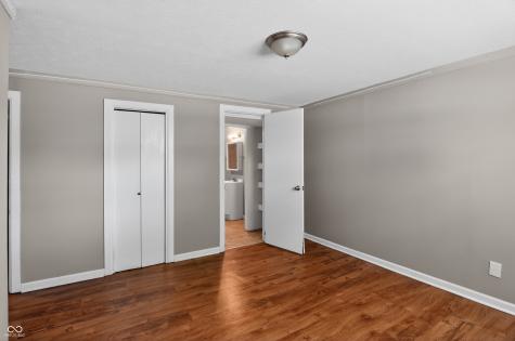 9901 Strathmore Court Indianapolis IN 46235
