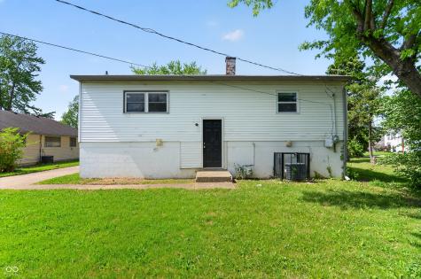 9901 Strathmore Court Indianapolis IN 46235