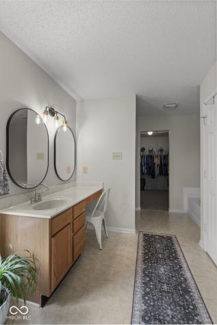 5334 Lily Pad Lane Indianapolis IN 46237