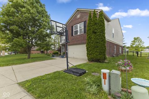 5334 Lily Pad Lane Indianapolis IN 46237