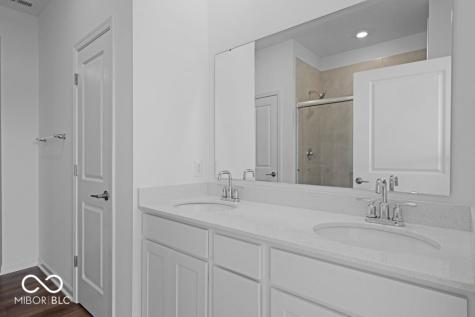 1205 Authentic Lane Indianapolis IN 46239