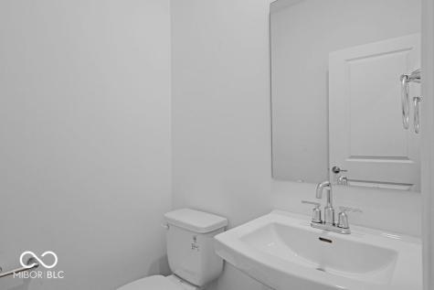 1205 Authentic Lane Indianapolis IN 46239