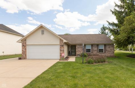 11011 Oakspring Drive Indianapolis IN 46239