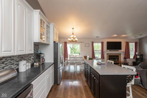 11011 Oakspring Drive Indianapolis IN 46239