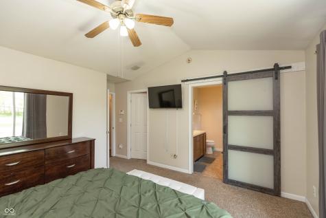 11011 Oakspring Drive Indianapolis IN 46239