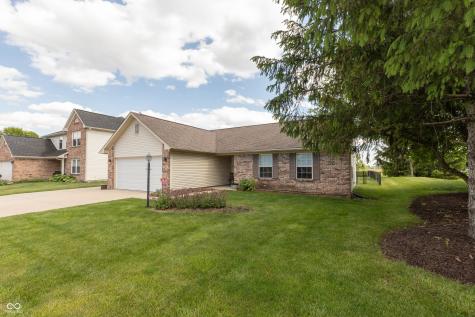 11011 Oakspring Drive Indianapolis IN 46239
