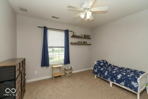 11011 Oakspring Drive Indianapolis IN 46239