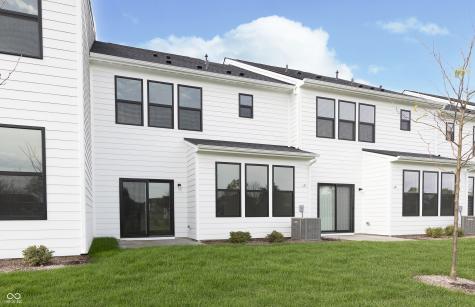 3251 Haflinger Drive Zionsville IN 46077