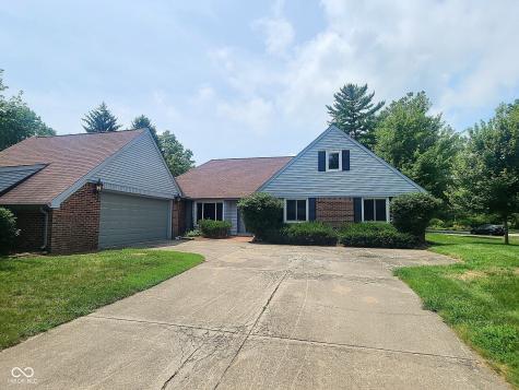 3632 Mockingbird Drive Columbus IN 47203