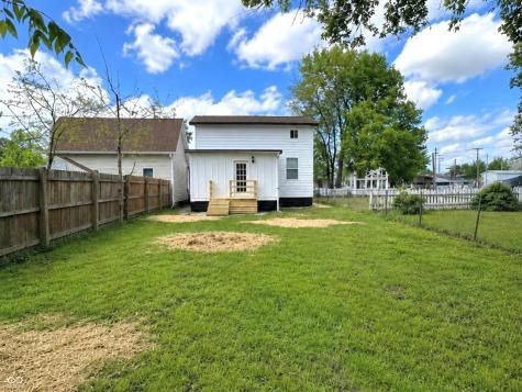 1225 E Adams Street Muncie IN 47305