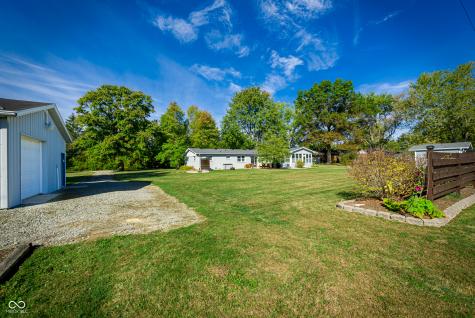 5665 S 950 E Zionsville IN 46077