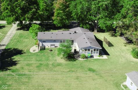 5665 S 950 E Zionsville IN 46077