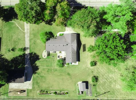 5665 S 950 E Zionsville IN 46077