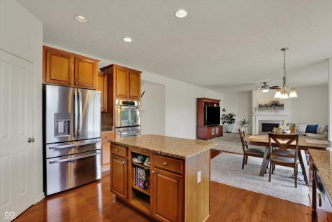 6216 Eagle Lake Drive Zionsville IN 46077