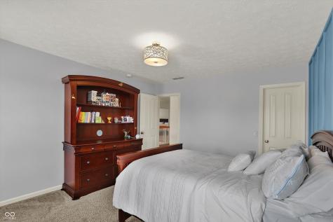 6216 Eagle Lake Drive Zionsville IN 46077