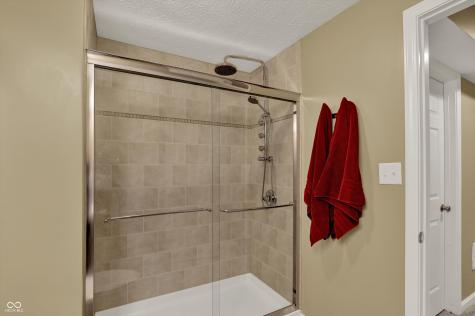 6216 Eagle Lake Drive Zionsville IN 46077