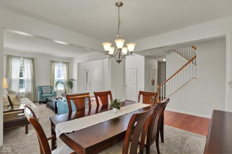 6216 Eagle Lake Drive Zionsville IN 46077